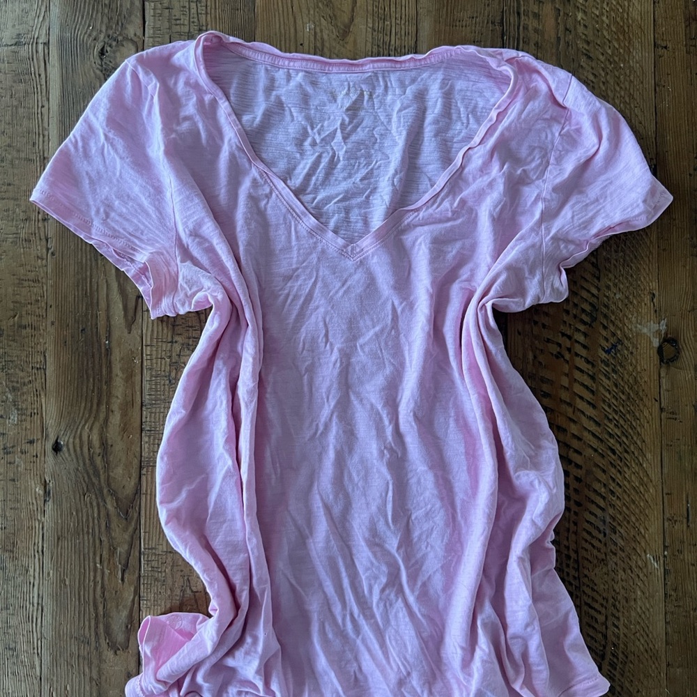 Lilly Pulitzer Light Pink Short Sleeve Tee